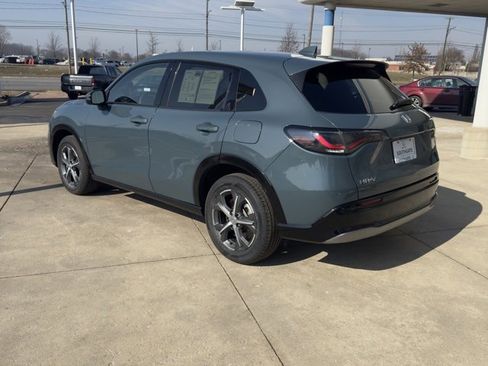 Used 2024 Honda HR-V EX-L image 3