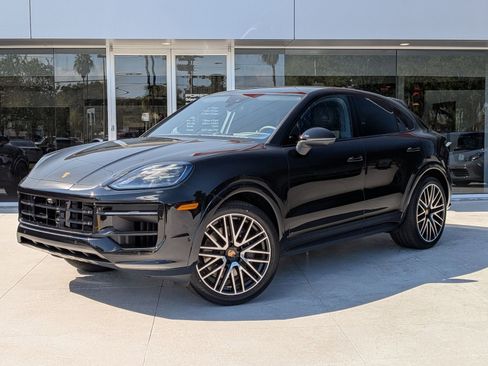 New 2026 Porsche Cayenne Coupe image 1