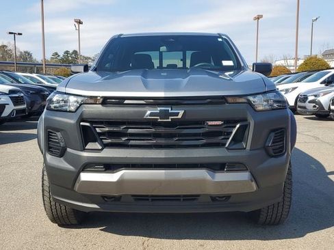Used 2024 Chevrolet Colorado Trail Boss w/ Advanced Trailering Package image 2