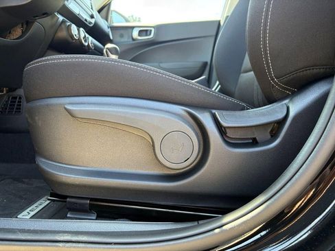 New 2026 Hyundai Venue SEL FWD image 40
