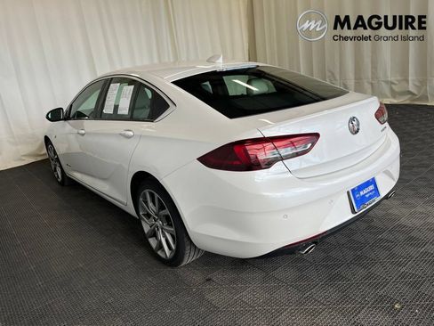 Used 2019 Buick Regal Avenir w/ Driver Confidence Package II FWD image 27
