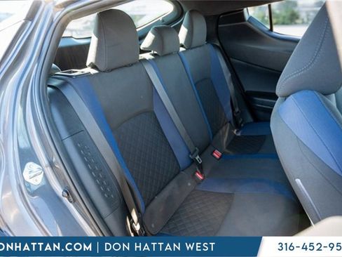 Used 2021 Toyota C-HR XLE image 24