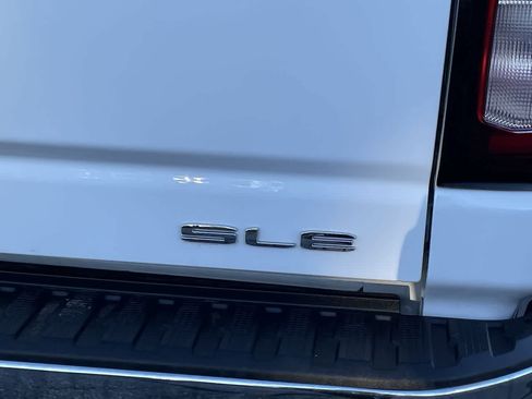 Used 2022 GMC Sierra 2500 SLE w/ SLE Value Package; image 40