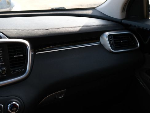 Used 2019 Kia Sorento SX image 30