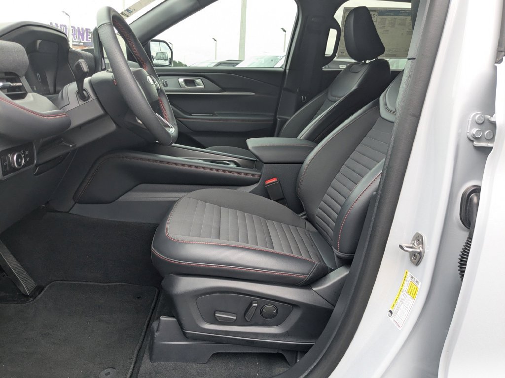 New 2026 Ford Explorer ST-Line RWD image 19