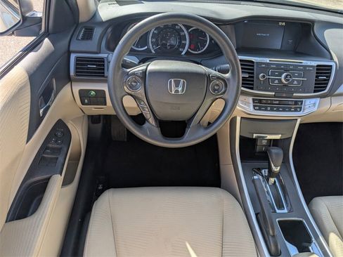 Used 2015 Honda Accord LX image 13