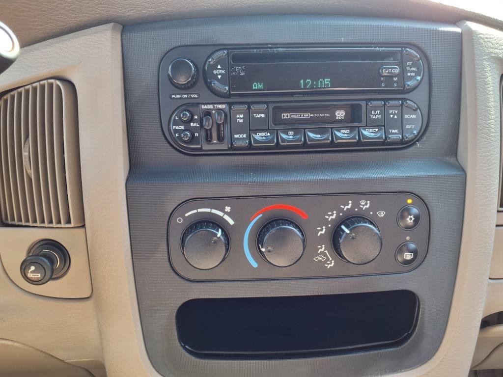 Used 2004 Dodge Ram 2500 Truck SLT AWD/4WD image 14