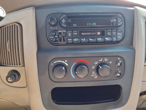 Used 2004 Dodge Ram 2500 Truck SLT image 14