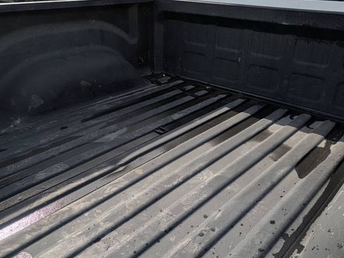 Used 2013 RAM 1500 Classic SLT w/ Premium Display Pkg AWD/4WD image 6