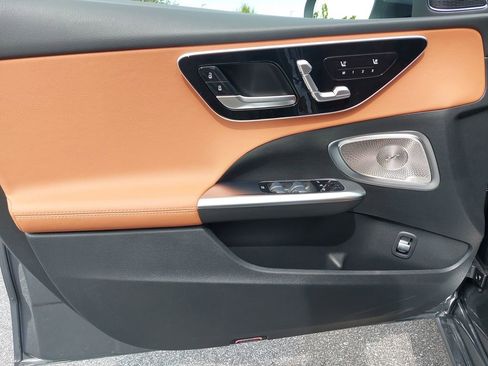 Used 2024 Mercedes-Benz C 300 Sedan image 27