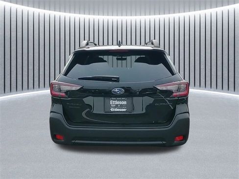 Used 2024 Subaru Outback Onyx Edition image 4