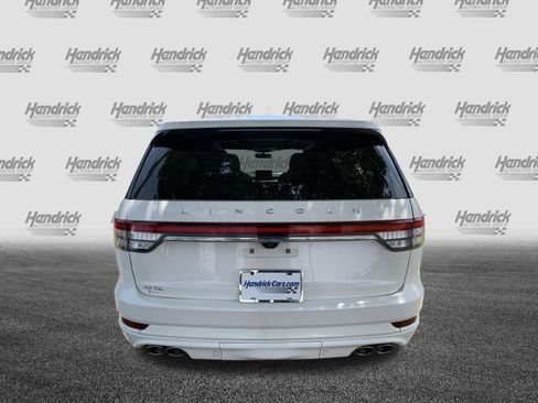 Used 2022 Lincoln Aviator Reserve w/ Equipment Group 201A AWD/4WD image 9