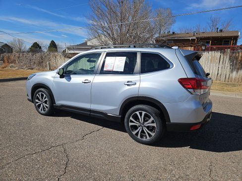 Certified 2023 Subaru Forester Limited image 4