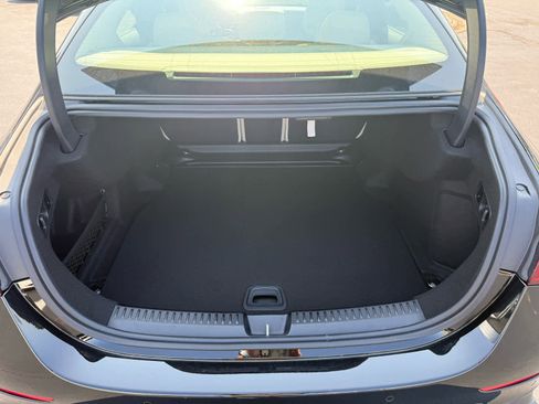 Used 2026 Mercedes-Benz E 350 4MATIC Sedan image 33