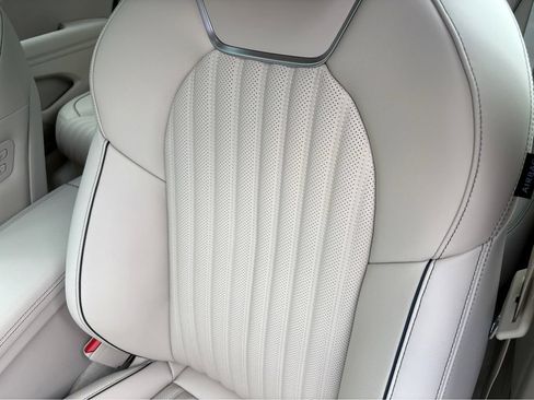 Used 2026 Genesis G70 2.5T Prestige RWD image 6