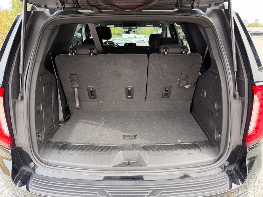 Used 2022 GMC Yukon SLE w/ Gmc Pro Safety Plus Package AWD/4WD image 31