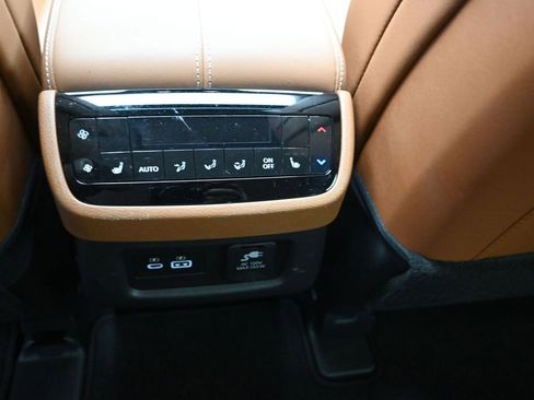 Certified 2023 INFINITI QX60 Sensory w/ Vision Package AWD/4WD image 20