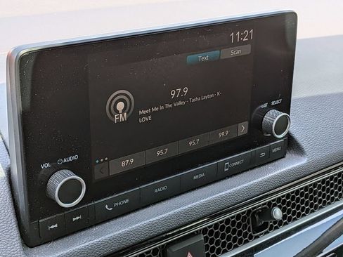 Used 2022 Honda Civic LX image 7