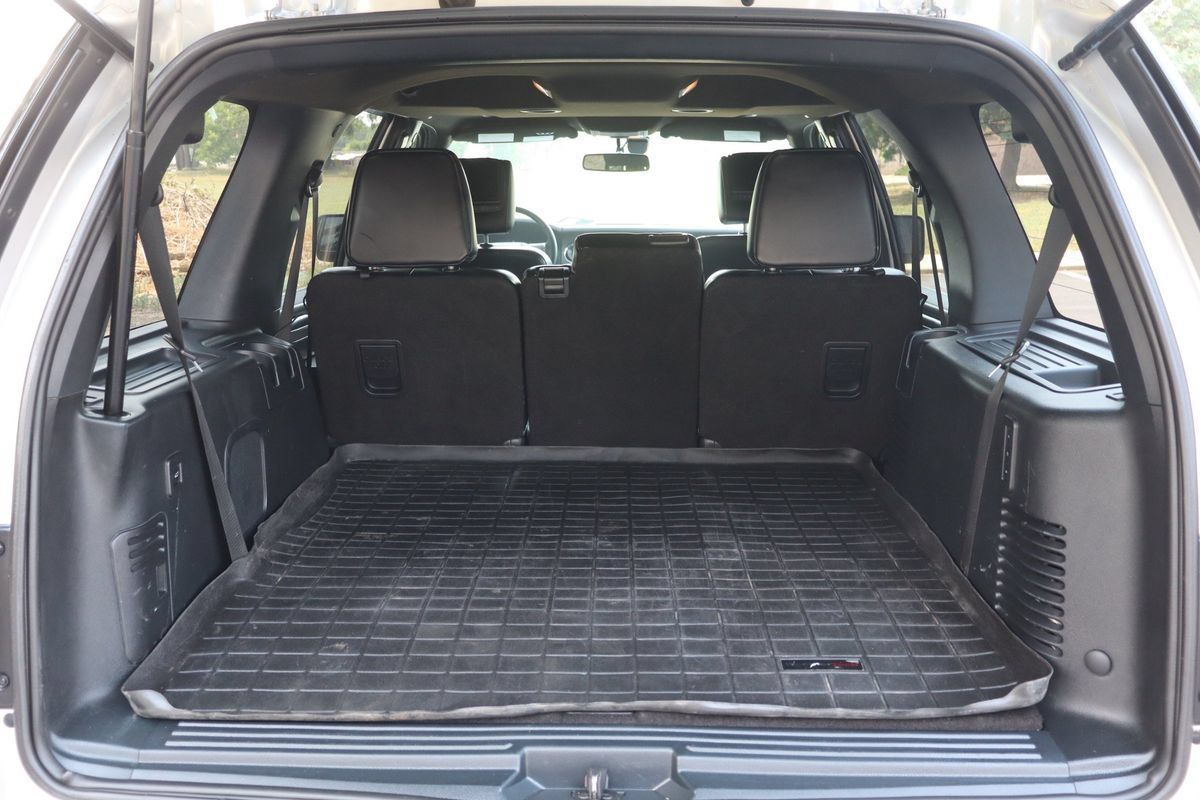 Used 2016 Ford Expedition Platinum AWD/4WD image 14