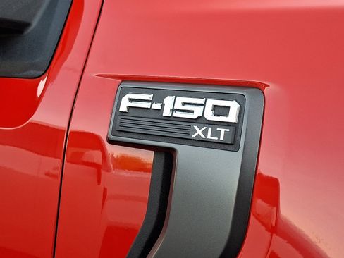 Used 2022 Ford F150 XLT w/ Equipment Group 302A High image 10