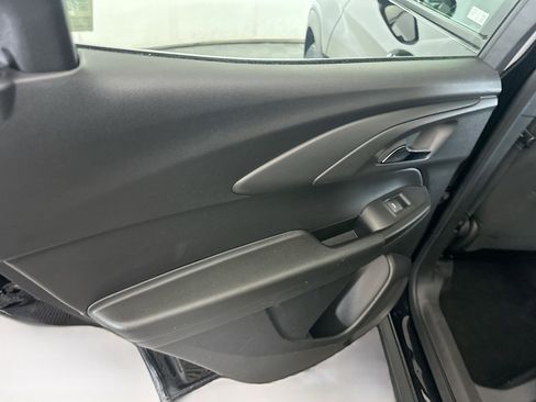 Used 2024 Chevrolet TrailBlazer LS image 24