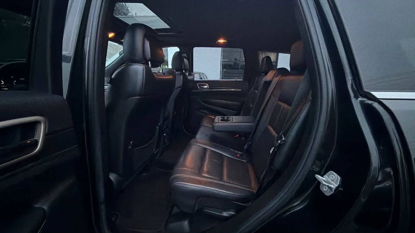 Used 2014 Jeep Grand Cherokee Limited AWD/4WD image 37