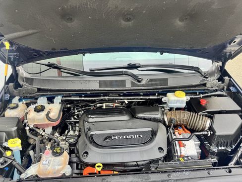 Used 2018 Chrysler Pacifica Limited w/ Advanced Safetytec Group image 32