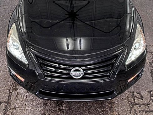 Used 2015 Nissan Altima 2.5 SL w/ Technology Package FWD image 6