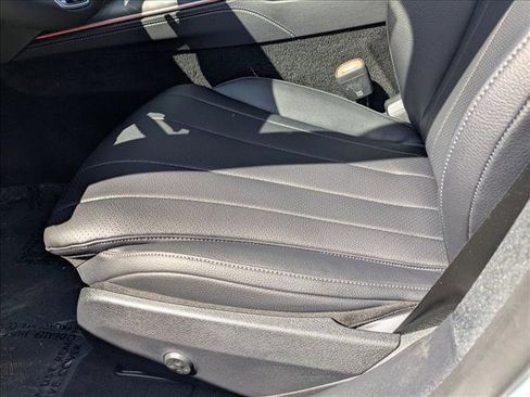 New 2026 Mercedes-Benz E 350 Sedan image 3