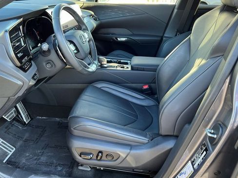 Used 2023 Lexus RX 350 F Sport image 3