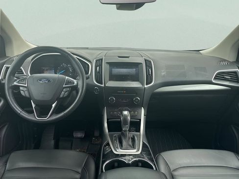 Used 2018 Ford Edge SEL w/ Equipment Group 201A AWD/4WD image 9