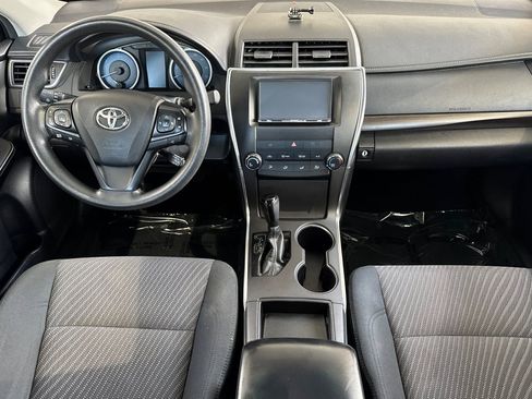 Used 2016 Toyota Camry LE FWD image 17