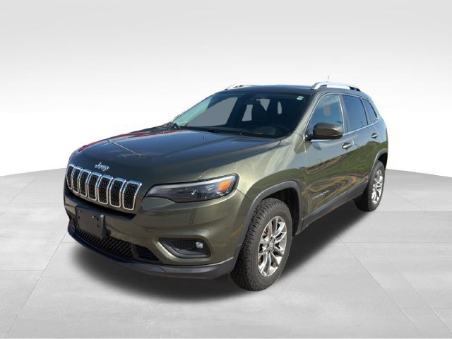 Used 2019 Jeep Cherokee Latitude Plus w/ Cold Weather Group AWD/4WD image 4