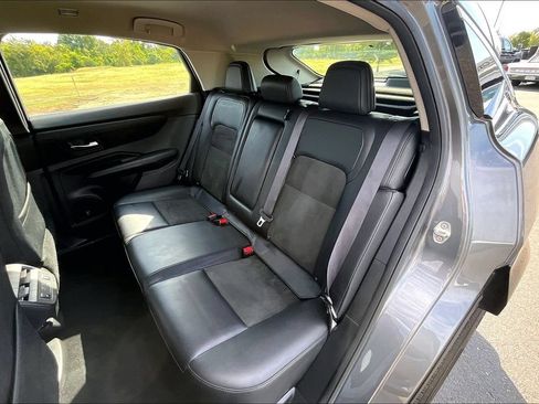 Used 2023 Nissan Ariya FWD image 24