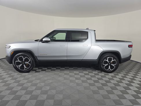 Used 2022 Rivian R1T Adventure AWD/4WD image 2