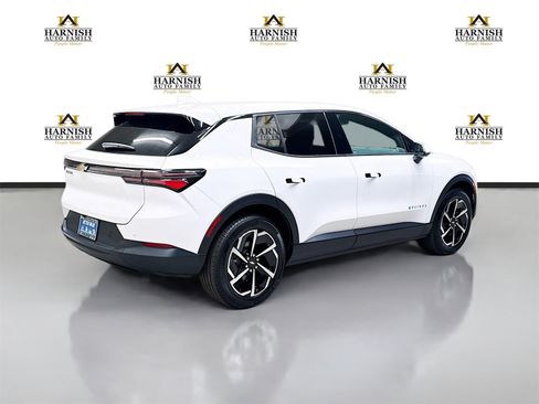 New 2026 Chevrolet Equinox EV LT w/ Comfort Package image 5