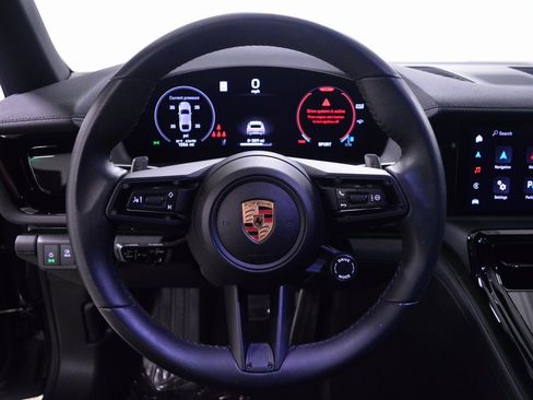 Certified 2025 Porsche Panamera 4 image 21