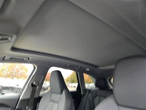 New 2025 Audi Q5 Premium Plus image 21