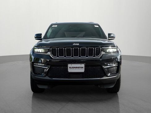 New 2025 Jeep Grand Cherokee Limited image 2