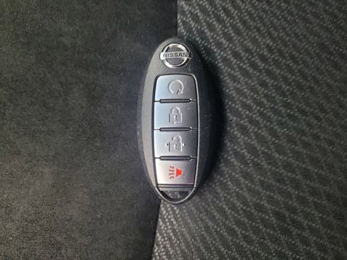 Used 2015 Nissan Pathfinder SV w/ Cargo Package AWD/4WD image 32