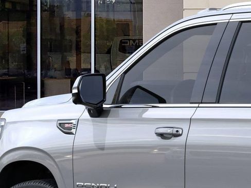 New 2026 GMC Yukon XL Denali AWD/4WD image 12