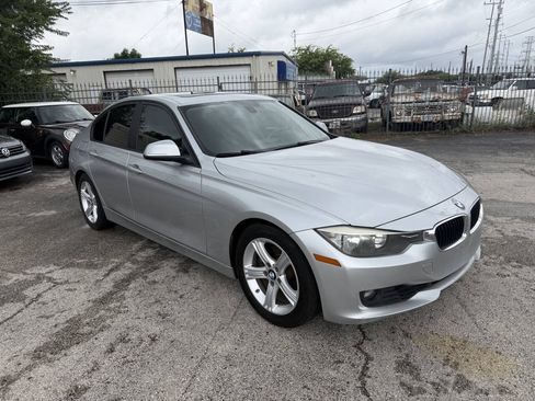 Used 2013 BMW 328i Sedan RWD image 3