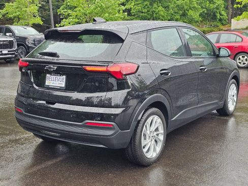 New 2027 Chevrolet Bolt LT w/ Comfort Package FWD image 5