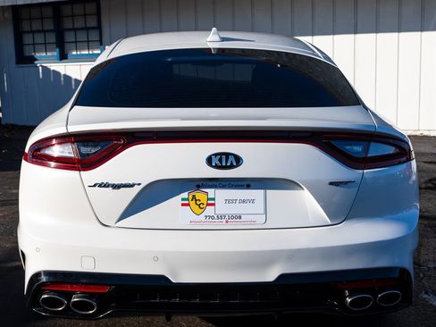 Used 2019 Kia Stinger GT2 image 4