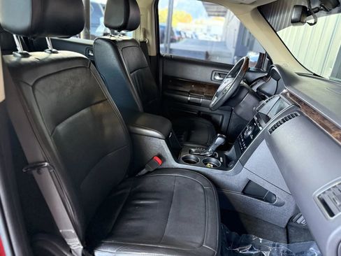 Used 2019 Ford Flex Limited image 21