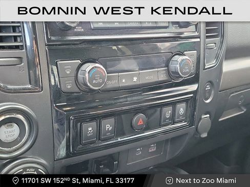 Used 2023 Nissan Titan PRO-4X w/ Pro-4x Convenience Package image 18