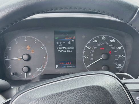 Used 2023 Toyota Corolla SE FWD image 9