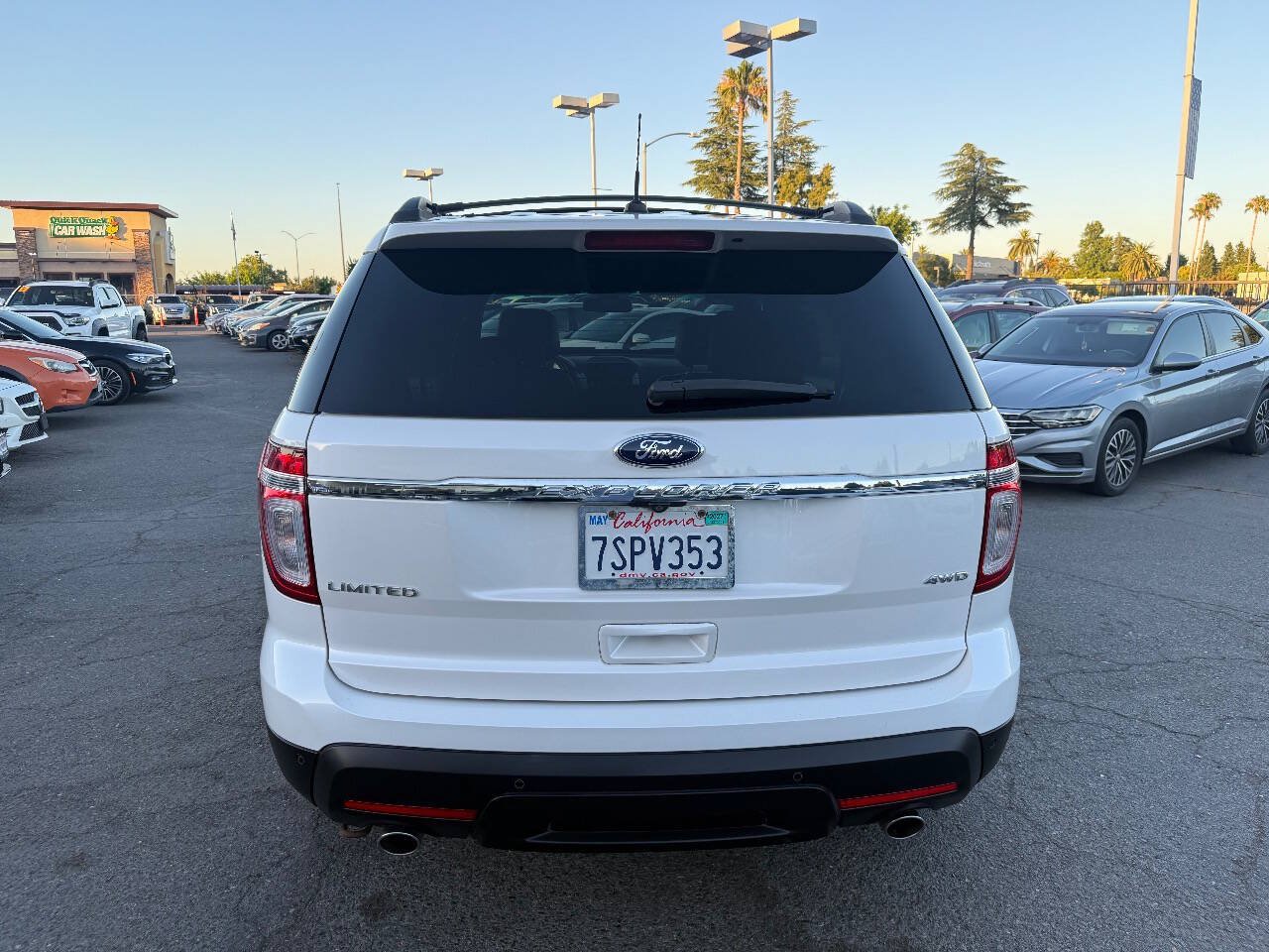Used 2015 Ford Explorer Limited w/ Equipment Group 302A AWD/4WD image 7