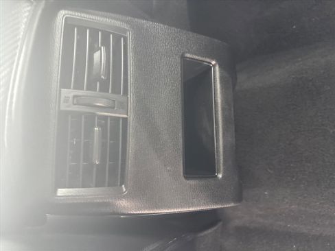 Used 2023 Mitsubishi Outlander SE image 36