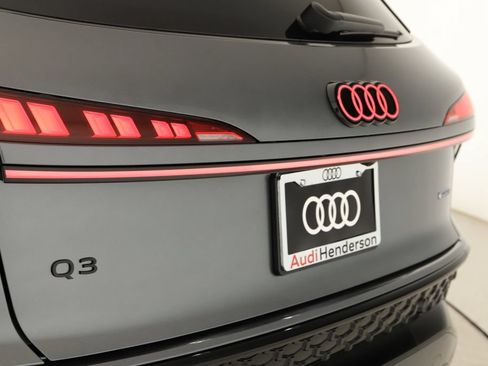 New 2026 Audi Q3 quattro 2.0T AWD/4WD image 32